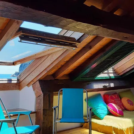 Apartman Sea Attic By Holiday World Noli